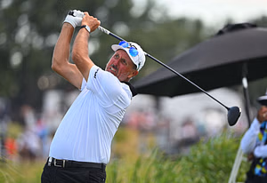Phil Mickelson gives one-word response to fan's ‘best flop shot ever’ comment