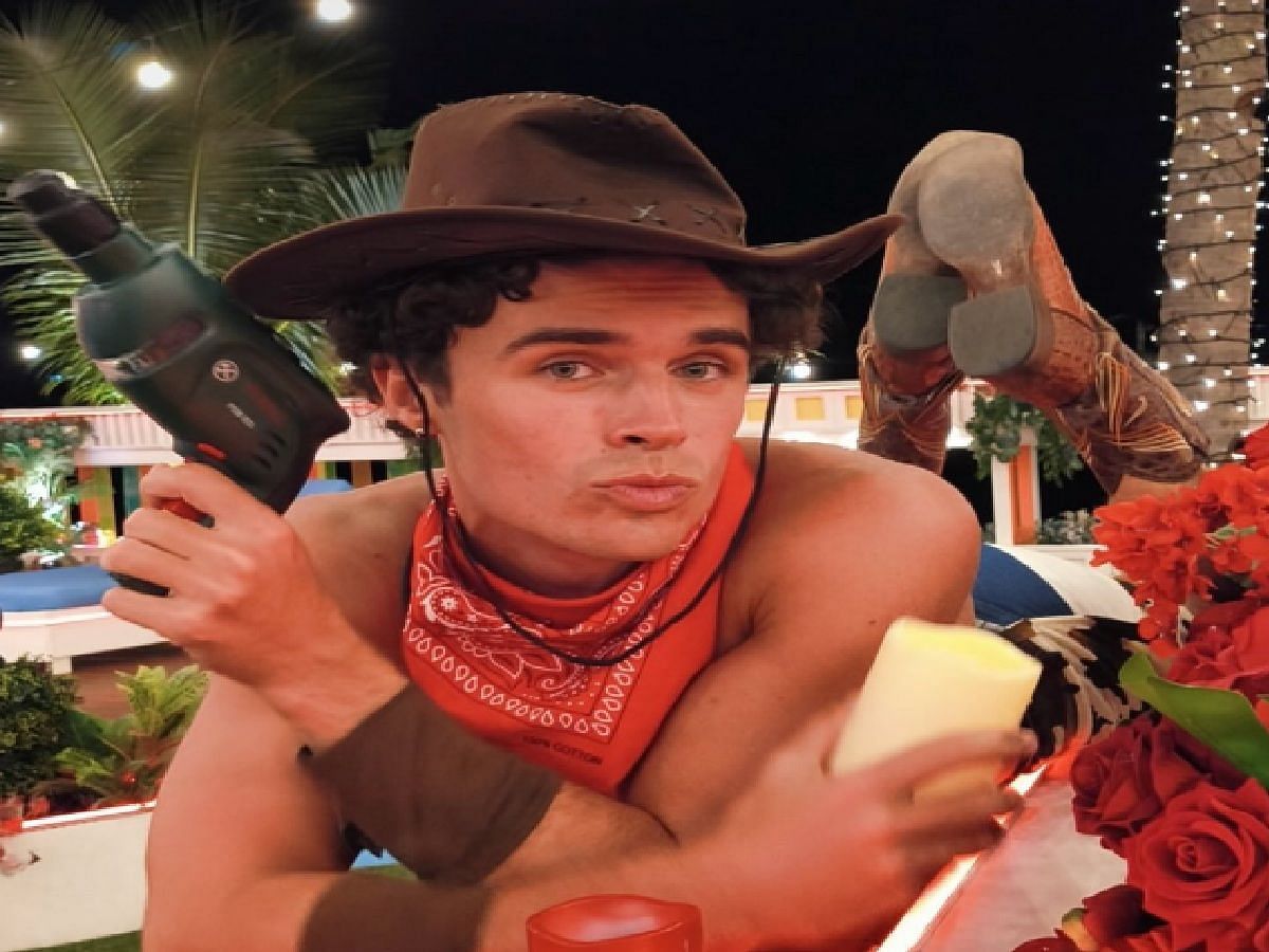 ove Island USA&rsquo;s Nicolas Vansteenberghe (Image via Instagram/@nicolasvans)