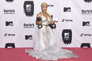 "You can't be this fkng stupid" — Nicki Minaj blasts recording artist Prince Angelus for suggesting she got "mad" at Punch tweeting "Broken Barbies"