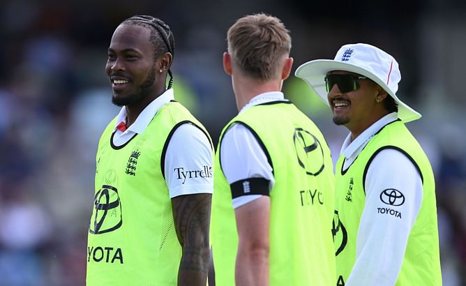 ENG vs IND: लॉर्ड्स टेस्ट के लिए इंग्लैंड की Playing 11 का ऐलान, एक बदलाव के साथ उतरेंगे मेजबान; 4 साल बाद लौटेगा धाकड़ खिलाड़ी