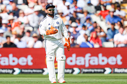 "Woh kisi bhi baat se khush nahi hota" - Rishabh Pant hilariously spills the beans on behavior patterns of teammates