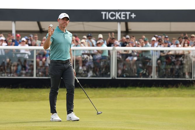 How did Rory McIlroy perform in Round 1 of the 2025 Genesis Scottish Open?