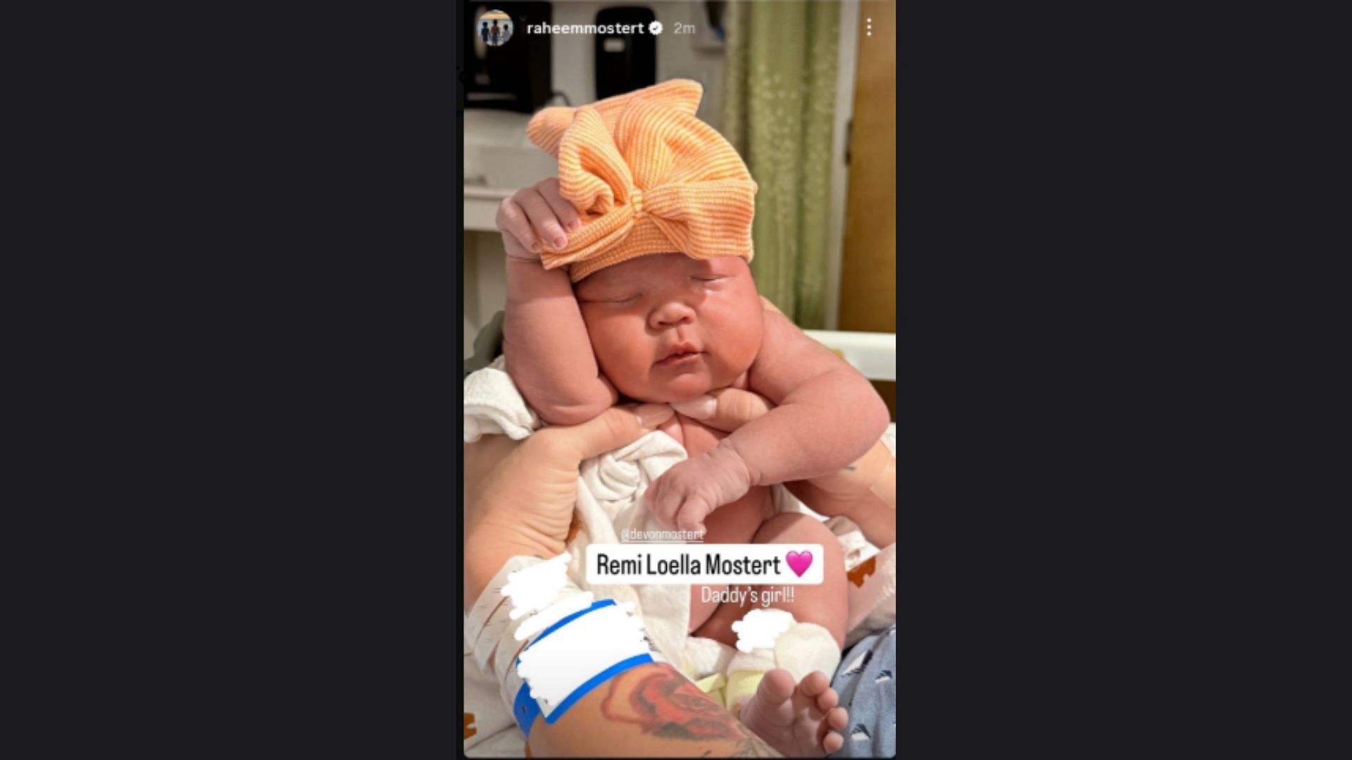 The running back shared a photo of his new daughter (image credit: instagram/raheemmostert)
