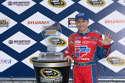 NASCAR Hall of Famer Mark Martin drops a 3-word reaction while reliving 1998 IROC glory at Indy