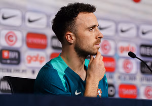 “I’ve got to be honest I’ve been struggling with this” - Ex-Liverpool defender pens emotional message on Diogo Jota