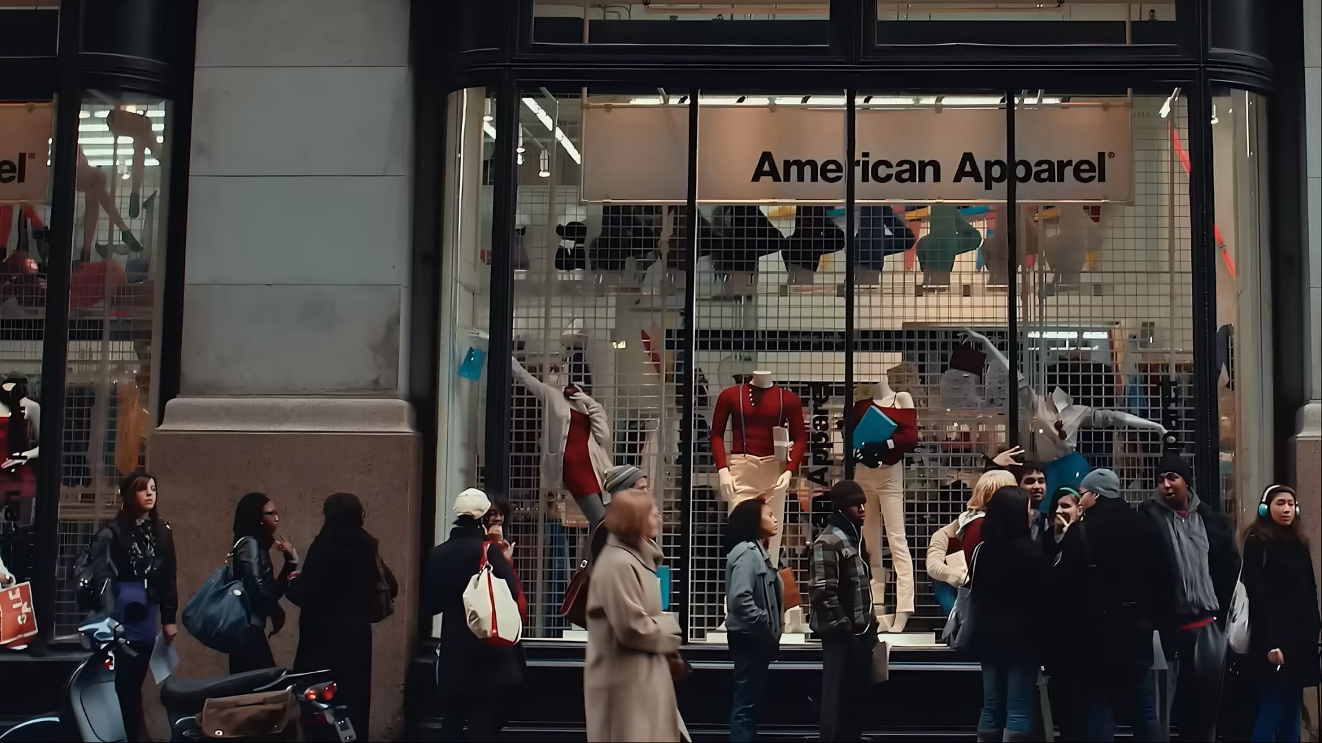 Customers queue outside an American Apparel retail location, as shown in Trainwreck: The Cult of American Apparel. (Image via Netflix)