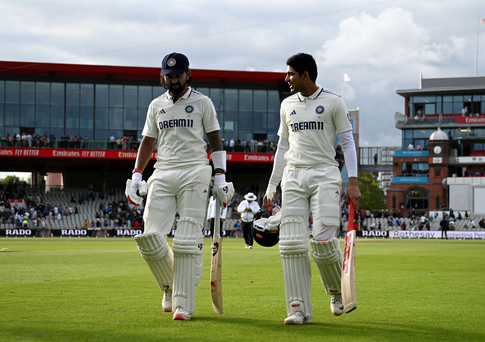 KL Rahul (left) and Shubman Gill were unbeaten at Stumps on Day 4 of the Manchester Test. [P/C: Getty]