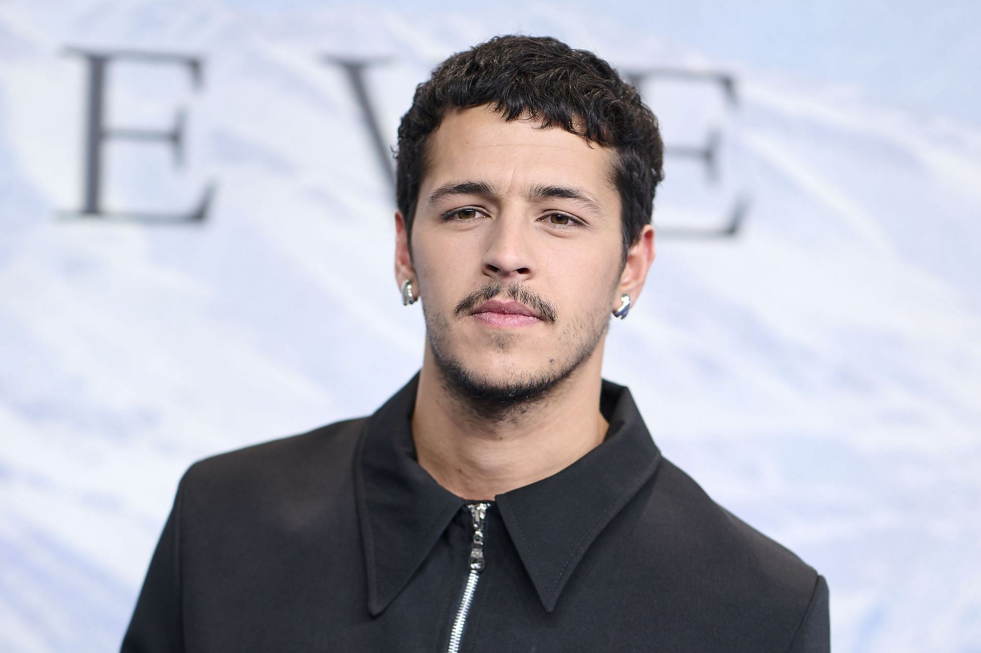 Sim&oacute;n Hempe plays Miguel in Almost Family (Image via Getty)