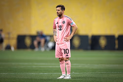 Inter Miami boss Javier Mascherano responds when asked if Lionel Messi is renewing his contract with the MLS side