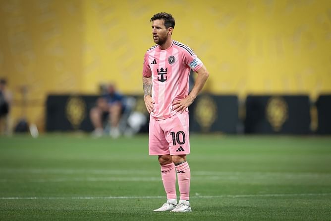 Inter Miami boss Javier Mascherano responds when asked if Lionel Messi is renewing his contract with the MLS side