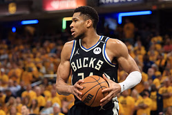 Giannis Antetokounmpo issues stern warning to IShowSpeed about one thing before meeting Michael Jordan