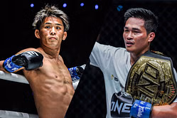 "I'm already looking ahead" - Petchtanong says radar is locked on bantamweight world title, not Yuki Yoza