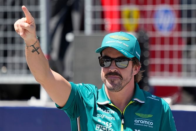Fernando Alonso “doesn’t surprise” Aston Martin engineer following intense battle in Austria