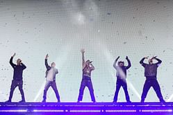 "LEGENDS supporting Legends" — Internet reacts to Usher attending Backstreet Boys' concert at Las Vegas Sphere
