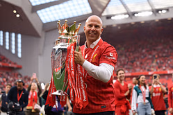 "That's the clever part of it for me"- Pundit details how Arne Slot won over Liverpool dressing room in his first season as club's boss