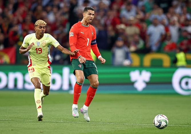 "The way he shook hands with Cristiano Ronaldo irritated me" - Ex-France star rips into Barcelona star Lamine Yamal for his behaviour