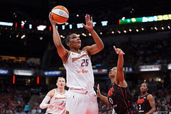 "Alyssa Thomas is complaining about everything": WNBA analyst calls out Mercury star for emotional outbursts against Fever
