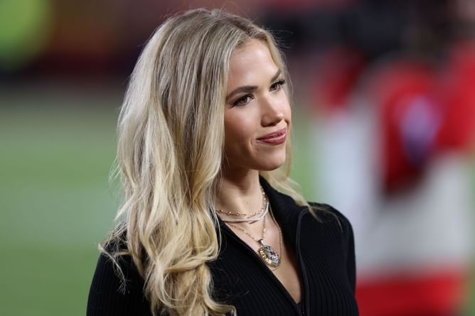Chiefs owner's daughter Gracie Hunt makes major contribution to Texas flood relief, announces to offer 1 week of her earnings to victims