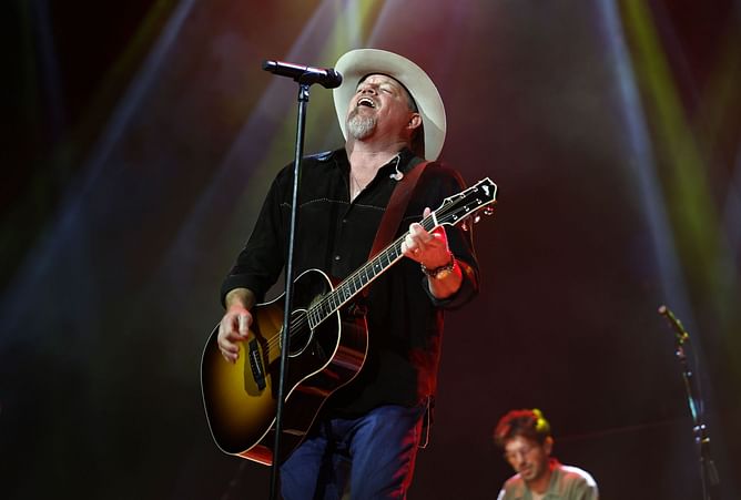 Pat Green mourns loss of stepbrother and sister-in-law in Texas floods
