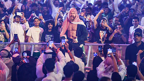WWE veteran goes off on insane rant over Sami Zayn's booking: "He doesn't look like a wrestler" (Exclusive)