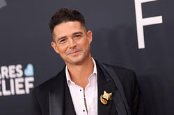 "He deserves a really good shot at this" — Bachelor in Paradise's Wells Adams shares his honest take on Dale's romance with Kat