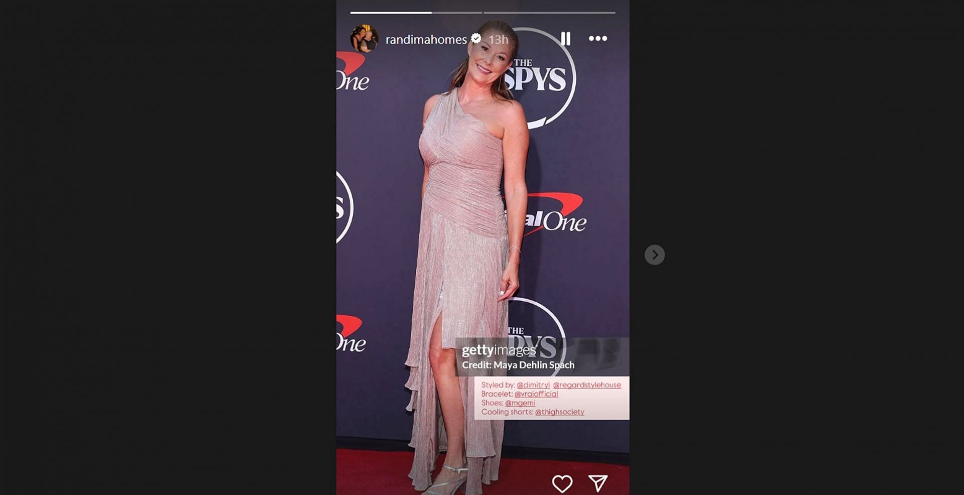 Patrick Mahomes&#039; mother Randi turns head at ESPYs 2025 in Gen-Z inspired asymmetrical one-shoulder gown/@randimahomes
