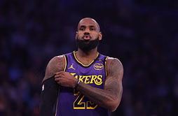 "Dude dissed us in his prime on multiple occasions": Knicks fans strongly oppose idea of signing LeBron James after massive report surfaces