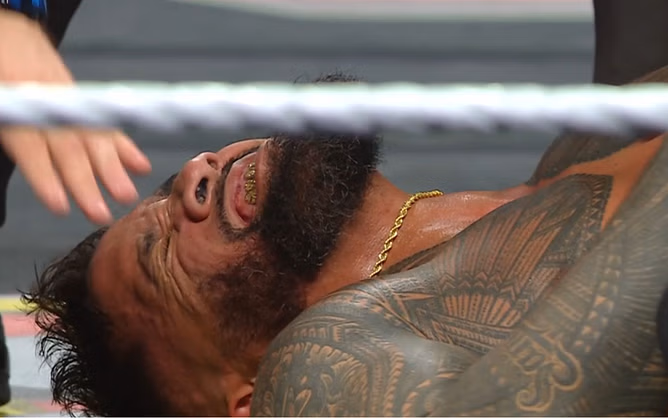 Jey Uso helped to the back on WWE RAW by retired star who hasn't wrestled in 2,717 days