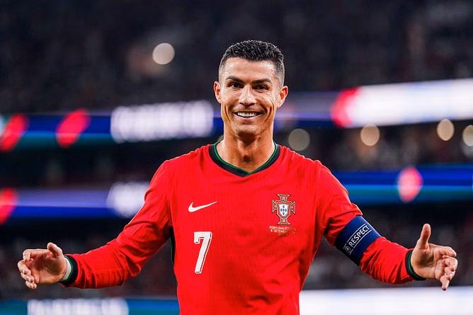 "This is the secret to his success" - Cristiano Ronaldo's 'crazy' 2am behavior left ex-teammate stunned