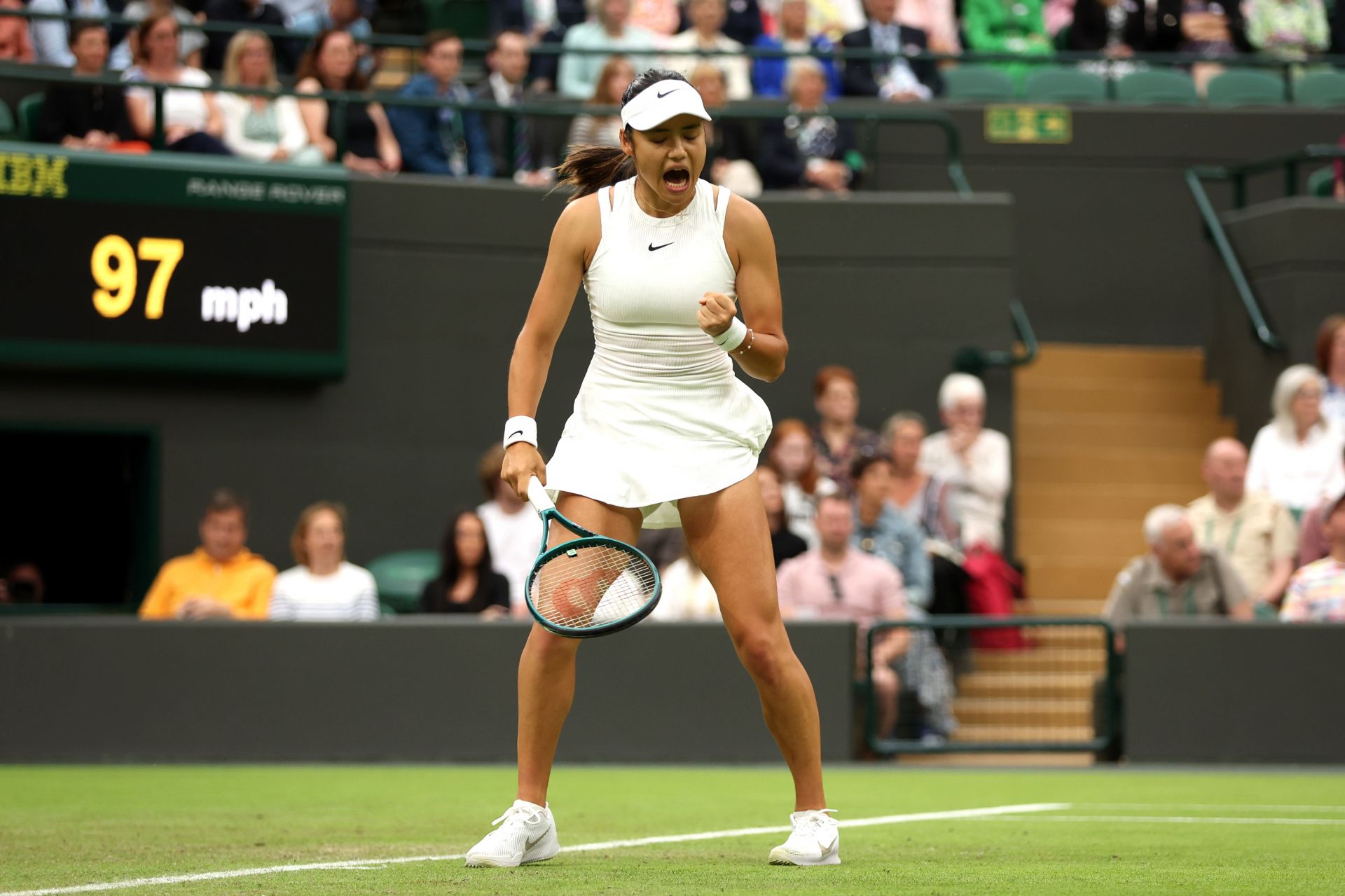 Raducanu beat Vondrousova in their only meeting on grass. (Source: Getty)