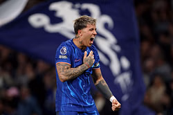 Real Madrid ready to sell 3 players to finance a summer move for Chelsea star Enzo Fernandez: Reports
