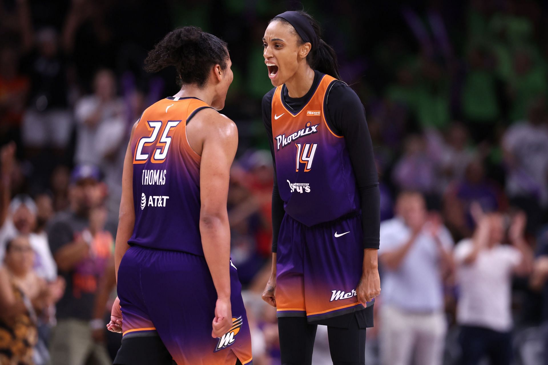"She is an instigating trash bag": Fans react as Alyssa Thomas smacks back at Fever supporters in fiery defense of fiancée DeWanna Bonner 