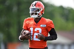 Drake seemingly brings Shedeur Sanders' swag to hip-hop with Browns QB's signature celebration move in new single “What Did I Miss?”