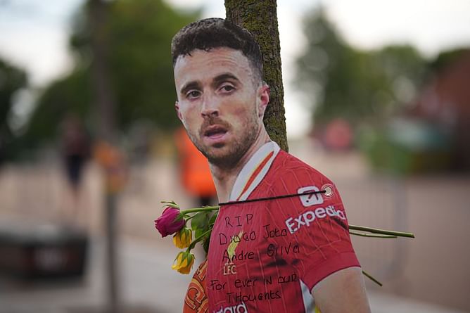 “It was just after 10 PM” - Diogo Jota’s final phone call before tragic car accident revealed as Portuguese club chief shares chat with Liverpool ace
