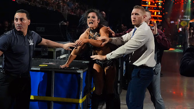 Lyra Valkyria fires serious shots at legendary former WWE champion ahead of Evolution 2