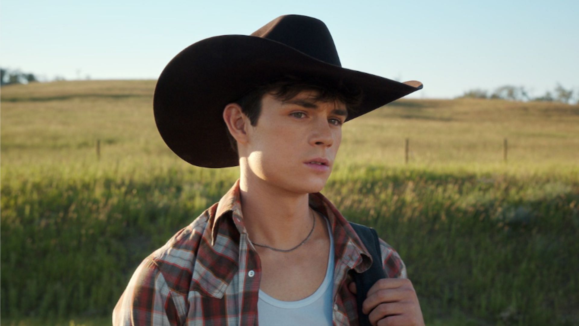 Alex in season 2 of the show (Image via Tudum/Netflix)