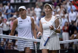Danielle Collins sends warning to Iga Swiatek after conceding Pole was better than her in Wimbledon win