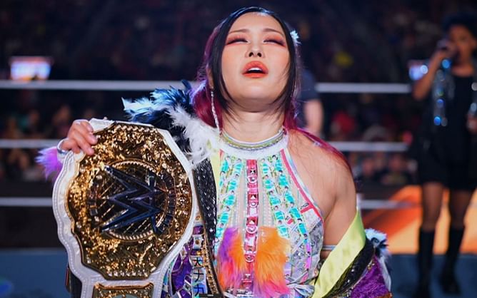 Iyo Sky accused of lying about one major thing by Michael Cole and Wade Barrett at WWE Evolution 2025