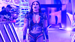 "To… kiss you" - Rhea Ripley shares an interesting message for WWE referee