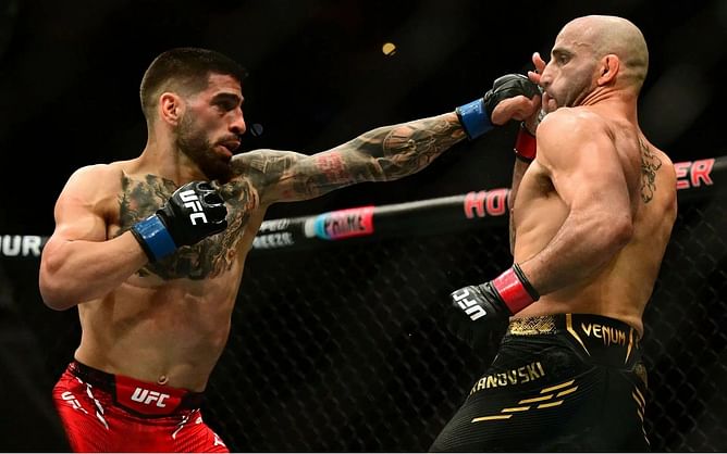 "Wrestle the bloke" - Alexander Volkanovski gives honest take on how to beat Ilia Topuria