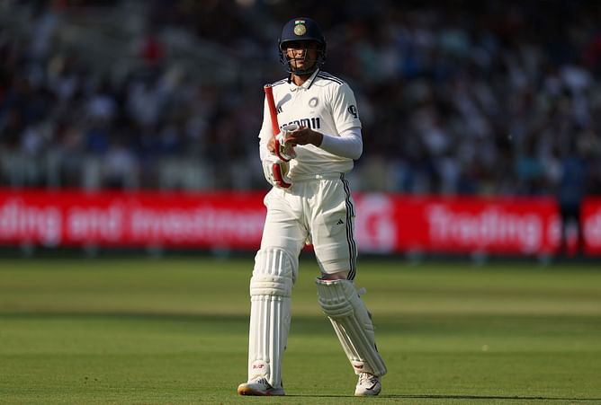 "Shubman Gill did not look as technically tight" - Ex-England captain points out star batter's flaw after failure in ENG vs IND 2025 3rd Test