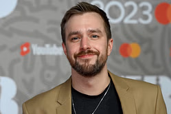 "We go through act by act" - Love Island USA narrator Iain Stirling reveals his process of writing jokes for the show