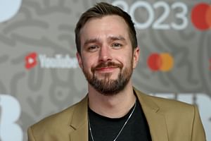 "We go through act by act" - Love Island USA narrator Iain Stirling reveals his process of writing jokes for the show