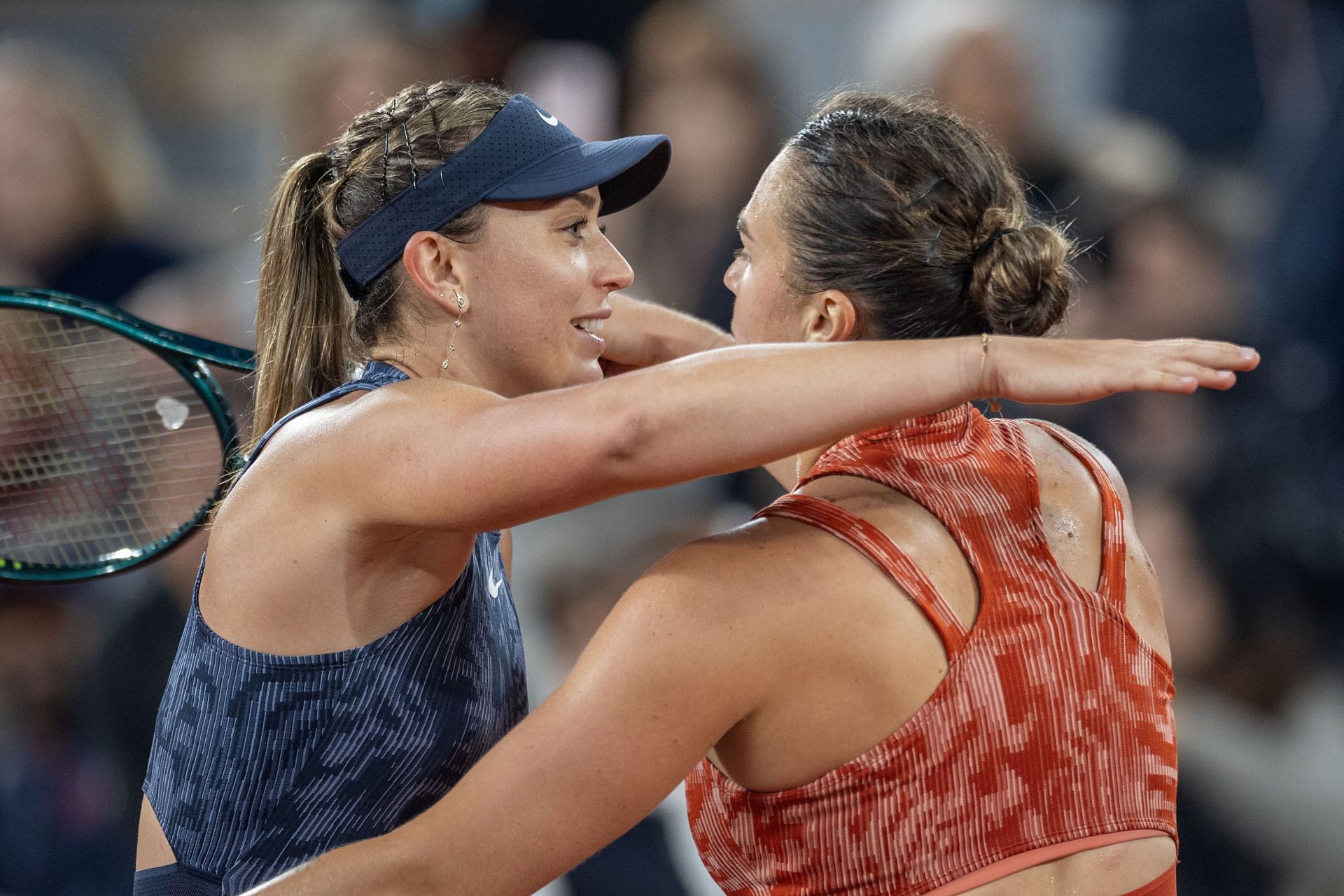 Sabalenka hugs Badosa at the French Open Tennis Tournament. Roland-Garros 2024. - (Source: Getty)