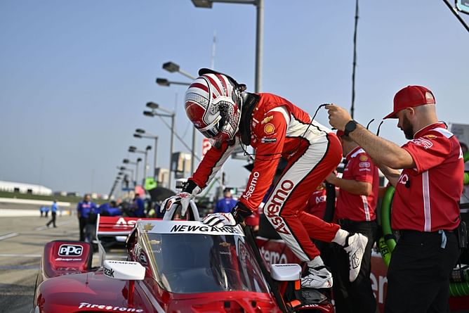 Josef Newgarden believes Team Penske “doesn't need to change” despite failure to convert Iowa dominance into victories