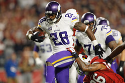 Adrian Peterson's feud with poker player escalates 21 days after ex-Vikings All-Pro RB got involved in fistfight over disputed hand