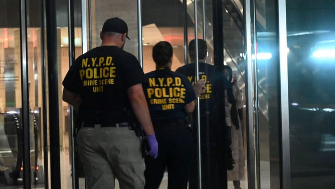 Manhattan shooter leaves 5 dead, including cop — Piers Morgan calls NYPD "absolute heroes," slams calls to "defund the police"