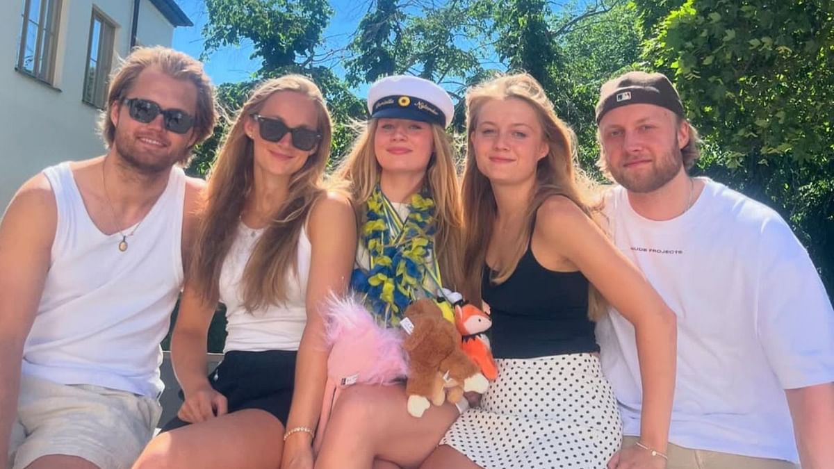 William Nylander's sister Ella dines at a famous café‑pâtisserie on the port of Saint‑Tropez in France during offseason trip with brother
