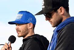 "I was shocked": Kyle Larson comments on Chase Elliott's stealthy points surge as Hendrick Motorsports stars battle for regular-season title