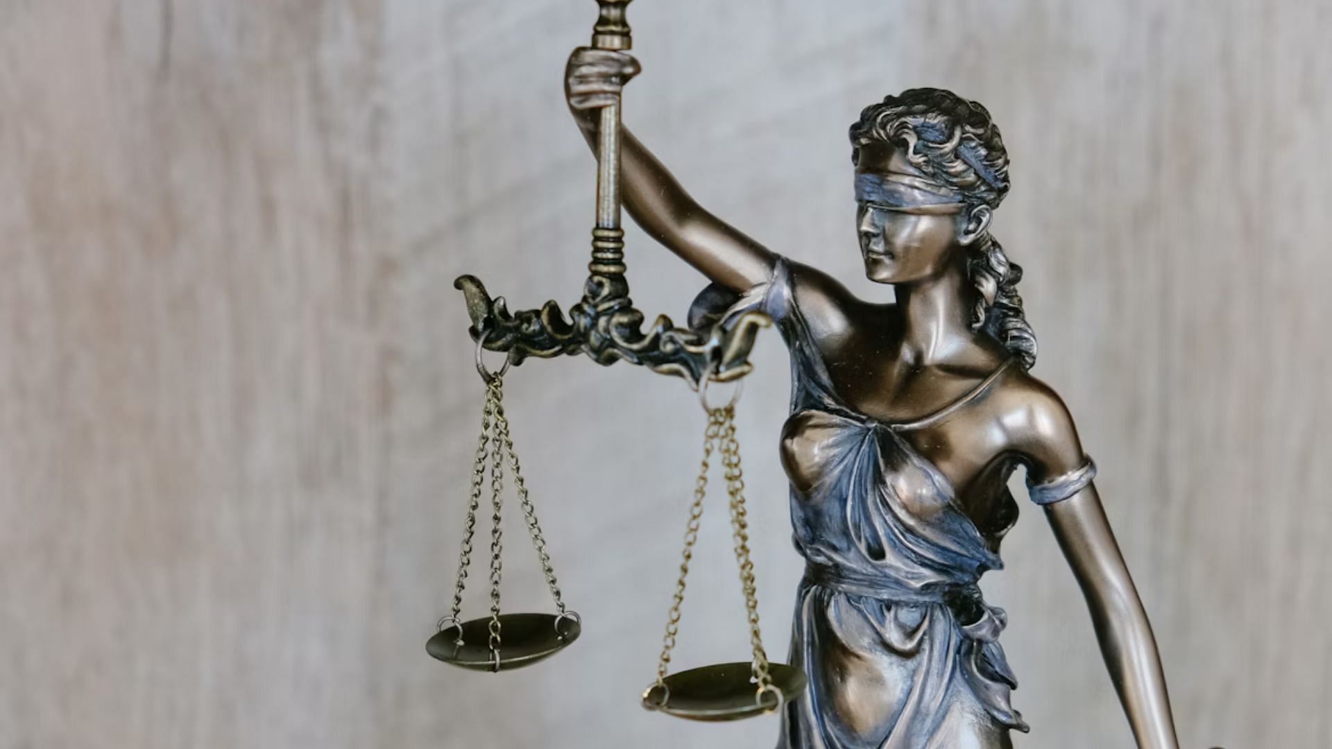 Dateline: Unforgettable (Image via Unsplash/ @ Tingey Injury Law Firm)